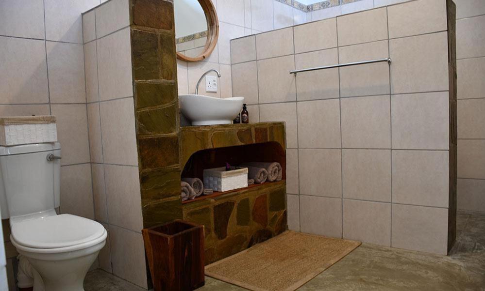 Cheetah View Lodge Otjiwarongo Ngoại thất bức ảnh